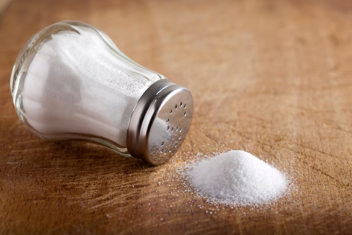 Prie įėjimo į namą įpilkite druskos: kam ji skirta ir kodėl ekspertai rekomenduoja ją išsamiai 1