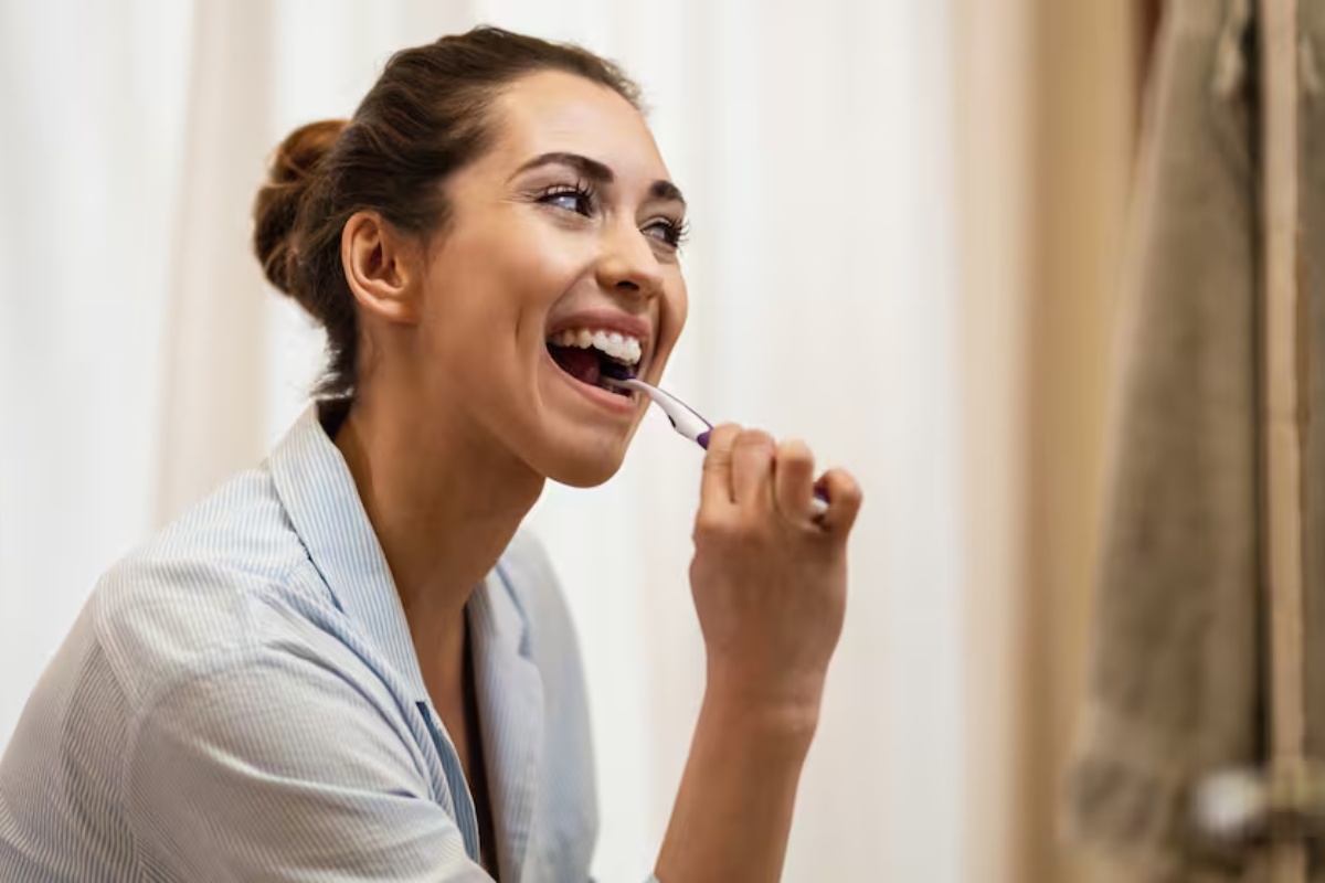 Nei actas, nei soda: nuostabus namų triukas, kaip pašalinti dantų akmenų detales 1